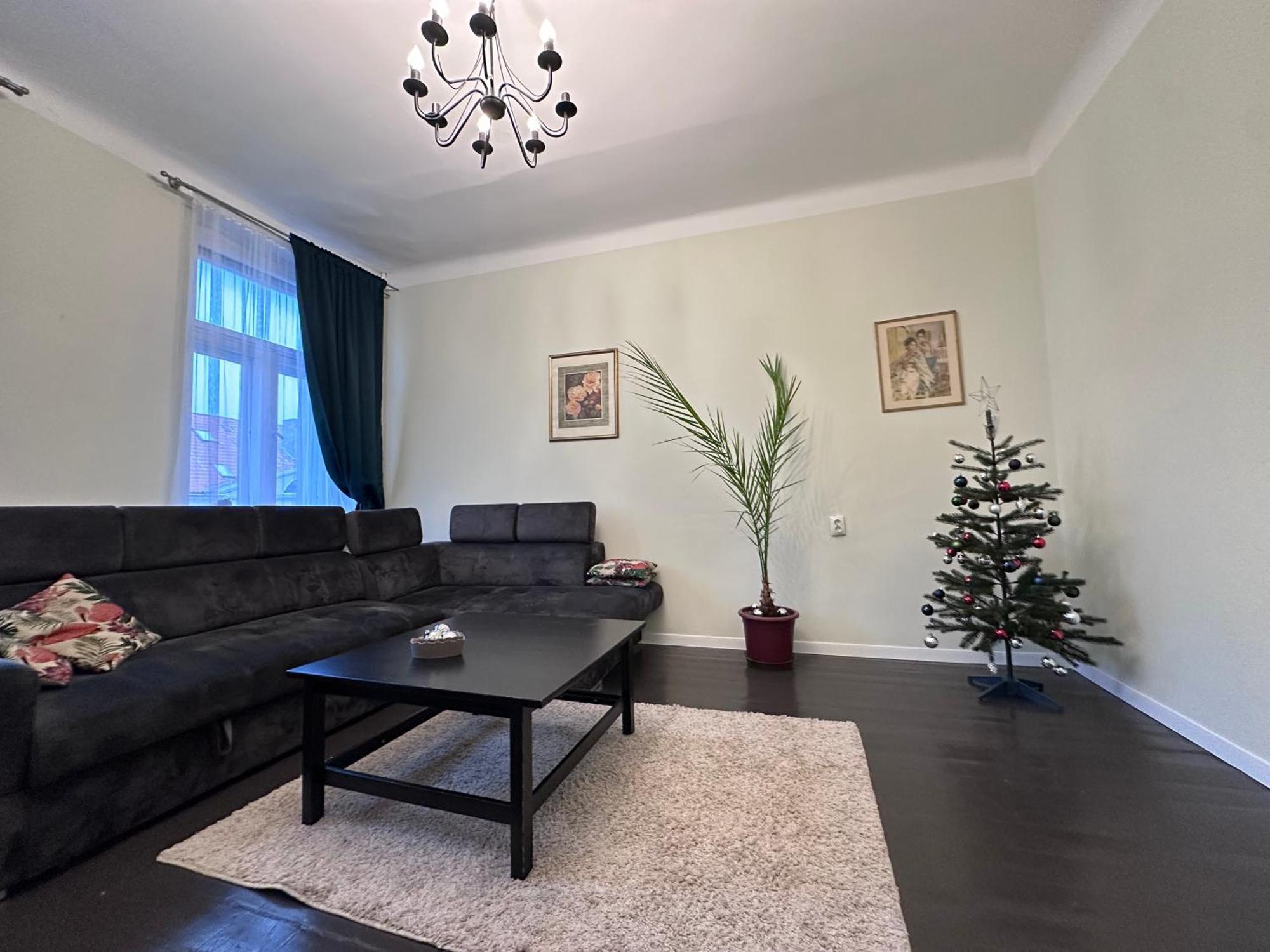 Classy Green Old Town Apartment Klaipėda Kültér fotó